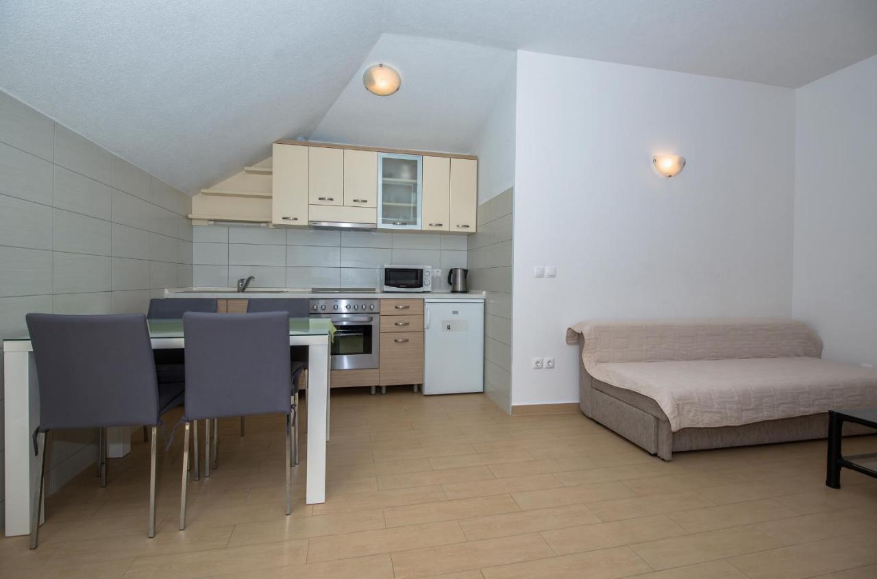 Apartments Beach Makarska Exterior photo
