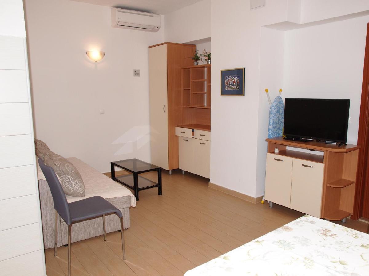 Apartments Beach Makarska Exterior photo
